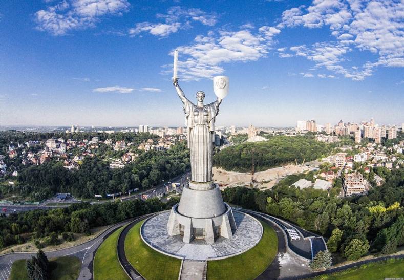К 78-й годовщине освобождения Киева от фашистских захватчиков