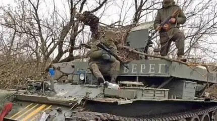 Эрзац-танк "Берег" на базе БТС-4 стал трофеем российских войск