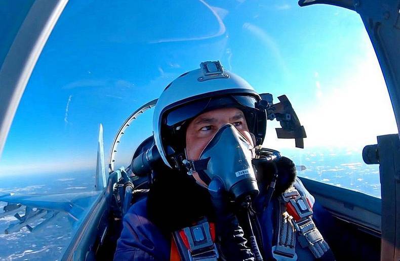 Украинские Су-27 оказались бессильны перед российскими Су-35