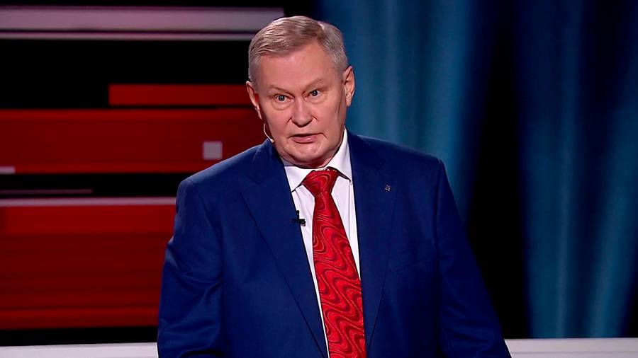 Ходаренок объяснил назначение перебрасываемых к Славянску супер-гаубиц «Пион»