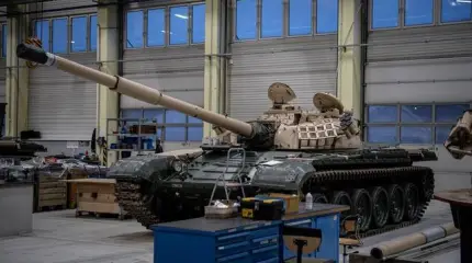 "Африканские" Т-72М1 продолжают модернизировать для украинских неонацистов