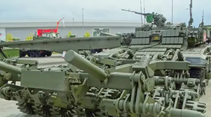 Созданный на базе Т-90А уникальный БМР-3М "Вепрь" по-прежнему на передовой