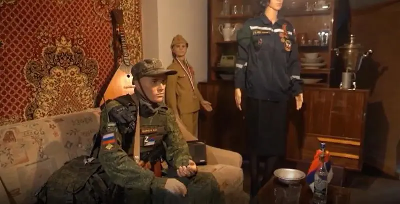 Ранен мэр, устраивавший выставку с формой погибшего российского солдата