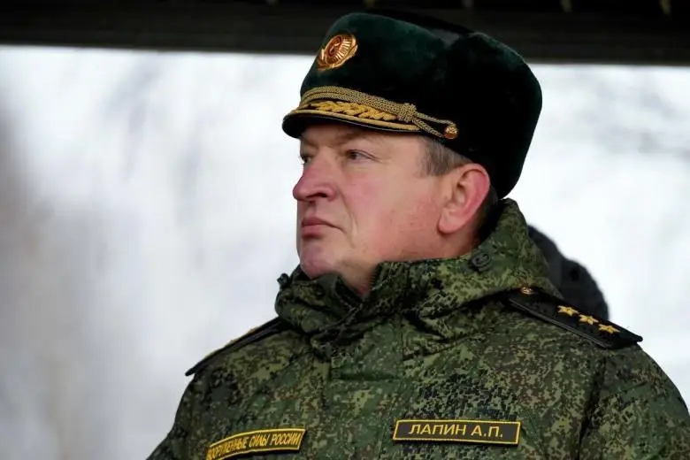 В годовщину вторжения ВСУ под Курск отправлен в отставку генерал Лапин