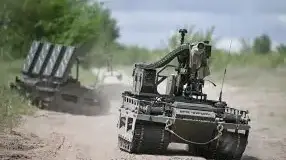 Робот-штурмовик "Курьер" способен применять большую часть оружия пехоты