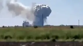 Гигантское облако после взрыва поднялось в небо в Днепропетровской области