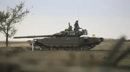 Орехов режут на четыре части