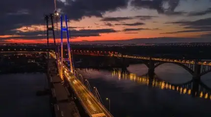 По стратегическому мосту в районе Запорожья отработали "Герани" и "Дань-Т"