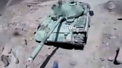Старый Т-55 выдержал прямое попадание беспилотника-камикадзе хуситов