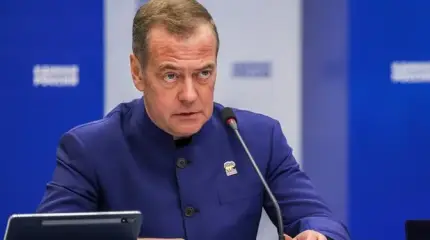 «Starlink посыплется с орбиты»: Медведев пообещал Трампу «звездную битву»