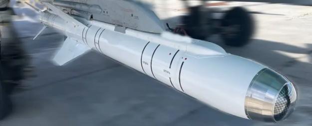 Новейшая ракета Х-38МЛ в ходе СВО стала сокрушителем укреплений и переправ