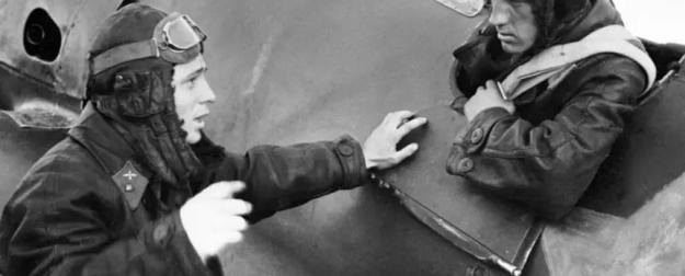 Легендарному ночному тарану Виктора Талалихина - 85 лет