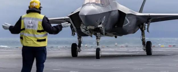 «Пингвин» F-35 — в пролёте, а Gripen почуял наживу
