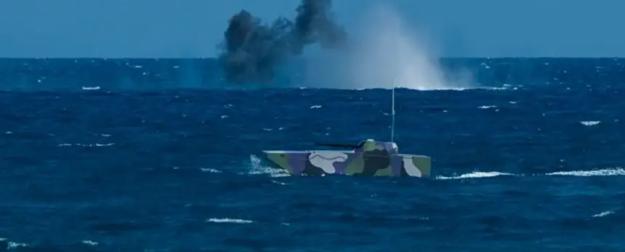 Американские военные отработали применение FPV-дронов по БМП морпехов КНР