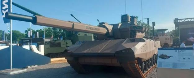 Основной боевой танк CAPINT представили на Eurosatory 2026