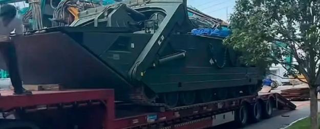 Инженерную машину на базе амфибии для морской пехоты показали в Китае