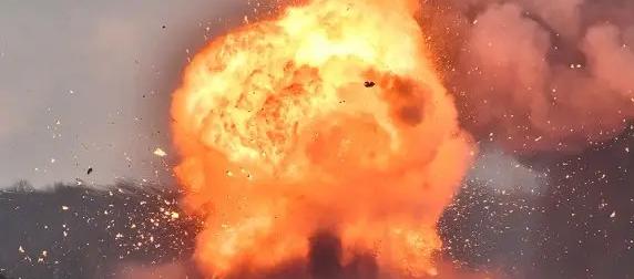 "Герань" подорвала загруженный боеприпасами автомобиль ВСУ