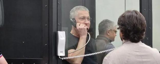 Тимур Иванов намерен судиться с Минобороны за право штурмовать укрепы ВСУ