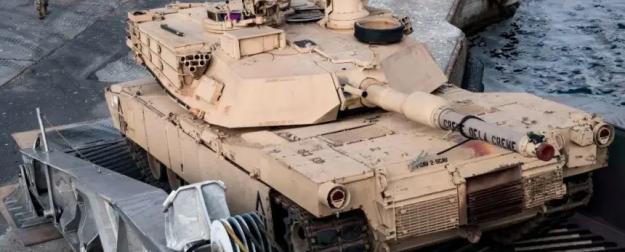 Австралийские танки никак не доедут до Украины Австралийские танки никак не доедут до Украины