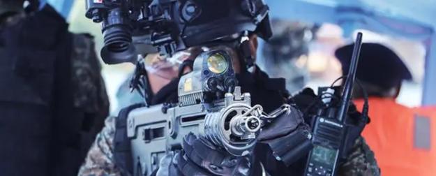 Британский спецназ играет мускулами перед морпехами Балтфлота