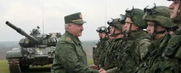 Зачем Белоруссия копит войска на границе с Украиной
