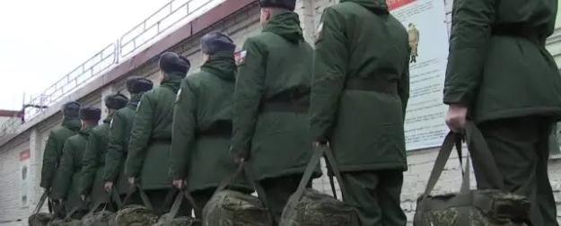 Зимой и летом одним цветом: в России введут круглогодичный призыв Зимой и летом одним цветом: в России введут круглогодичный призыв