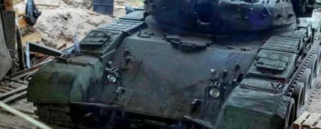 Бронефранкенштейн из ВСУ - тяжелый БТР из САУ "Мста-С" с башней от Т-72