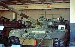 "Штора", "Айнет" и "Агава": Командирский танк Т-80УК отмечает юбилей