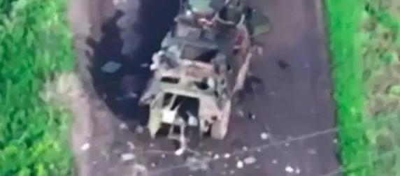 Французский VAB подорвали через открытый кормовой люк Французский VAB подорвали через открытый кормовой люк