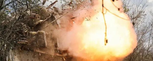 На аэродром базирования F-16 прилетели «Герани-3» с 300 кг взрывчатки На аэродром базирования F-16 прилетели «Герани-3» с 300 кг взрывчатки