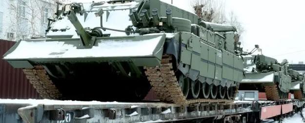 Созданная на базе танка Т-80 БРЭМ-80 обладает уникальными характеристиками