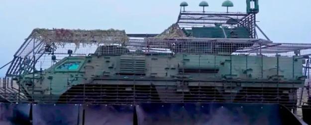 Опубликовано фото украинского БТР-4 "Буцефал" в "юбке"