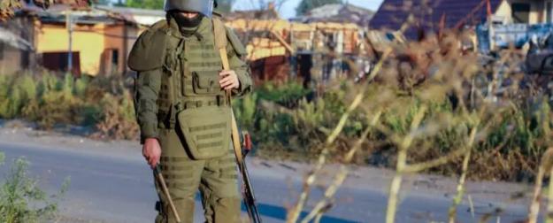 Западный крючок: в РФ объяснили резкий ответ Киева на открытие «котлов» Западный крючок: в РФ объяснили резкий ответ Киева на открытие «котлов»