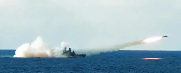 Морской «Вагнер» готовит абордажные команды, ВМФ расчехляет пушки