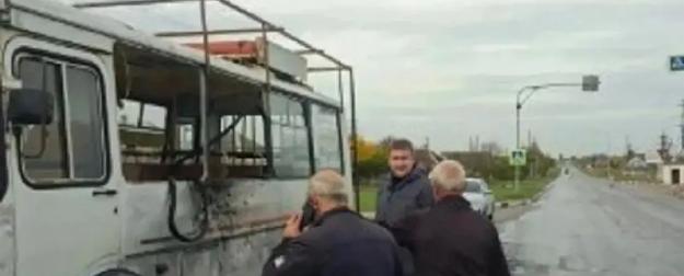 Киевский режим опять ударил по пассажирскому автобусу