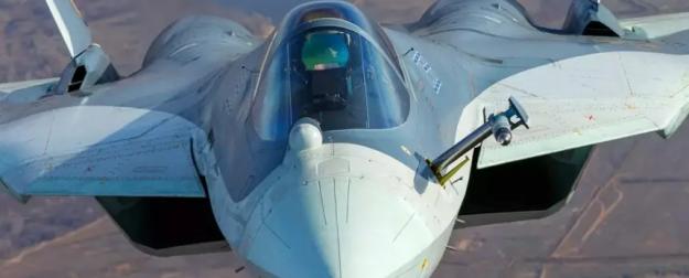 Истребитель Су-57 становится всё лучше