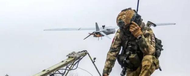 Тактика, спасающая жизни: ВС РФ стали применять в штурме «воздушный конвой»