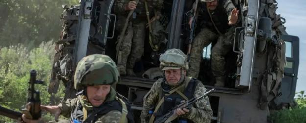 Новости СВО: Украинские военные безуспешно контратакуют и выбирают плен