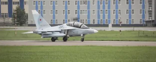 Як-130 с оружием "воздух-воздух" может быть прекрасным охотником на БПЛА