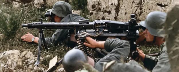 MG-42: самый страшный пулемёт Второй мировой или сильно переоценённый?