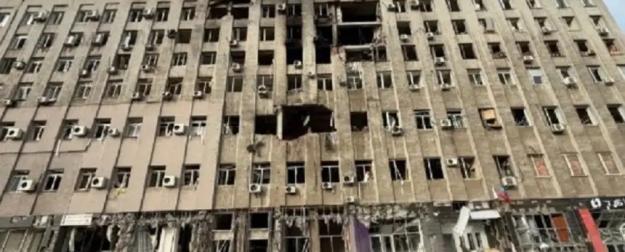 Боевики ВСУ ударили по центру Донецка и автобусу ритуальной службы в ДНР