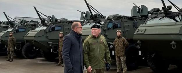 ВСУ получили из Латвии 21 современный БТР Patria 6x6