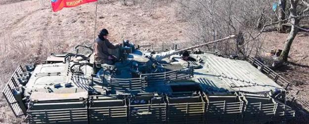 Полный разгром ВСУ в Димитрове, там поднят российский флаг