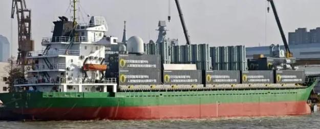 «Мирный сухогруз» оставит от суперлинкора класса «Трамп» пустое место