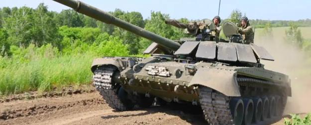 В Омске представили еще один продвинутый вариант "летающего" танка Т-80
