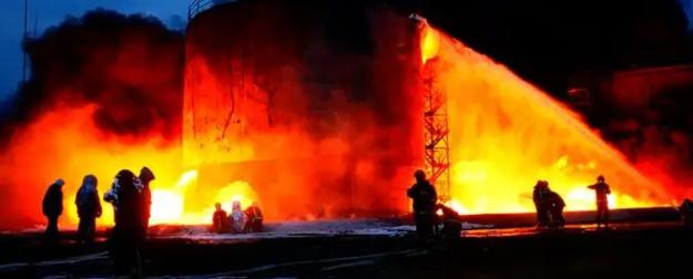 Свет на Левобережье — только от пожаров