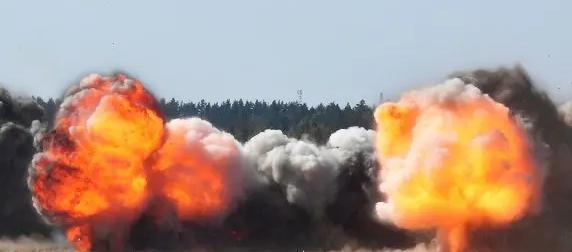Мощнейший удар РСЗО по боевикам ВСУ показали на видео Мощнейший удар РСЗО по боевикам ВСУ показали на видео