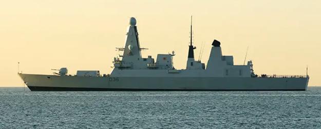 Британия показала российским морякам свои лягушачьи мышцы