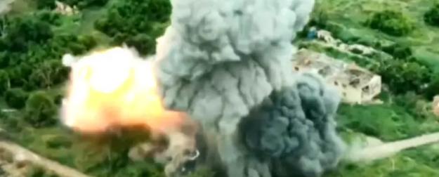 Беспощадная меткость: ФАБ-500 нашли вэсэушников в заброшенных домах