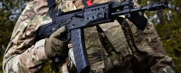 Рождён под огнём СВО: в «Калашникове» рассказали о новейшем автомате АК-12К